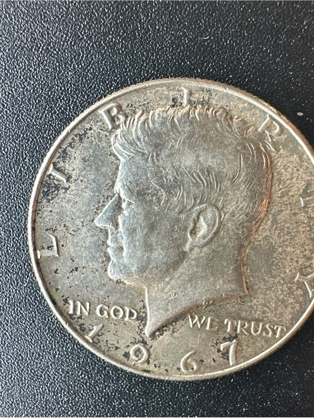 Beautiful 1967 Kennedy American Half Dollar - No Mint Mark - Silver Coin